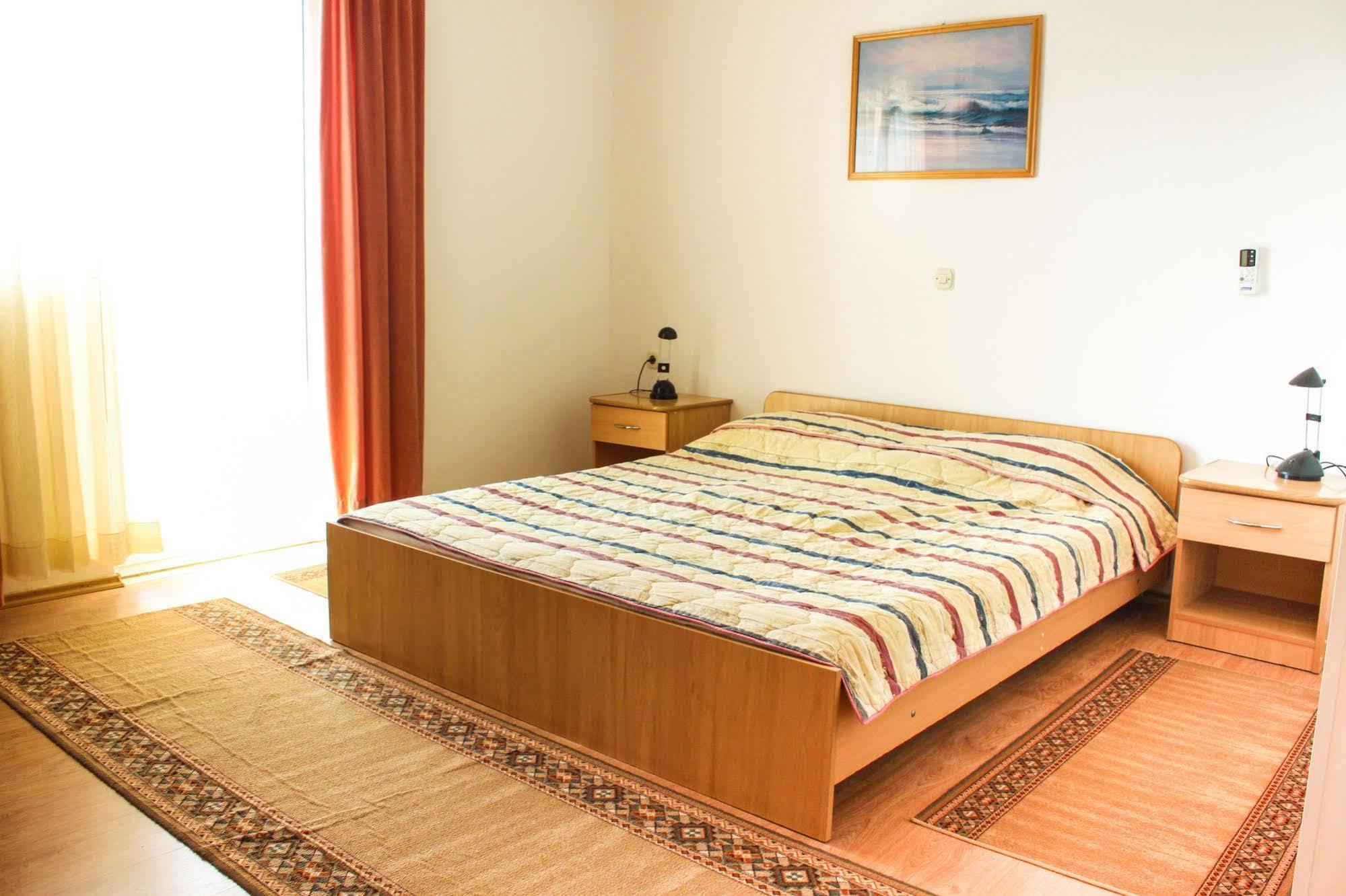 Hotel Tony باغ المظهر الخارجي الصورة